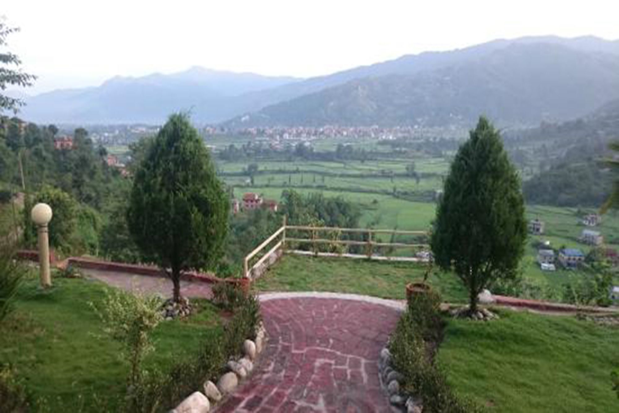 Nepal Yoga Retreat Hotel Bageshwori Buitenkant foto